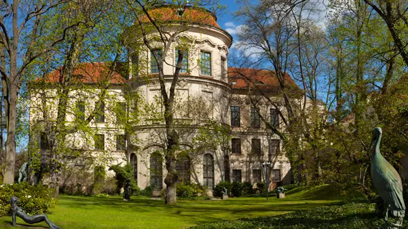 Šternberský palác na Hradčanském náměstí - článek v průvodci na Praha na Dlani